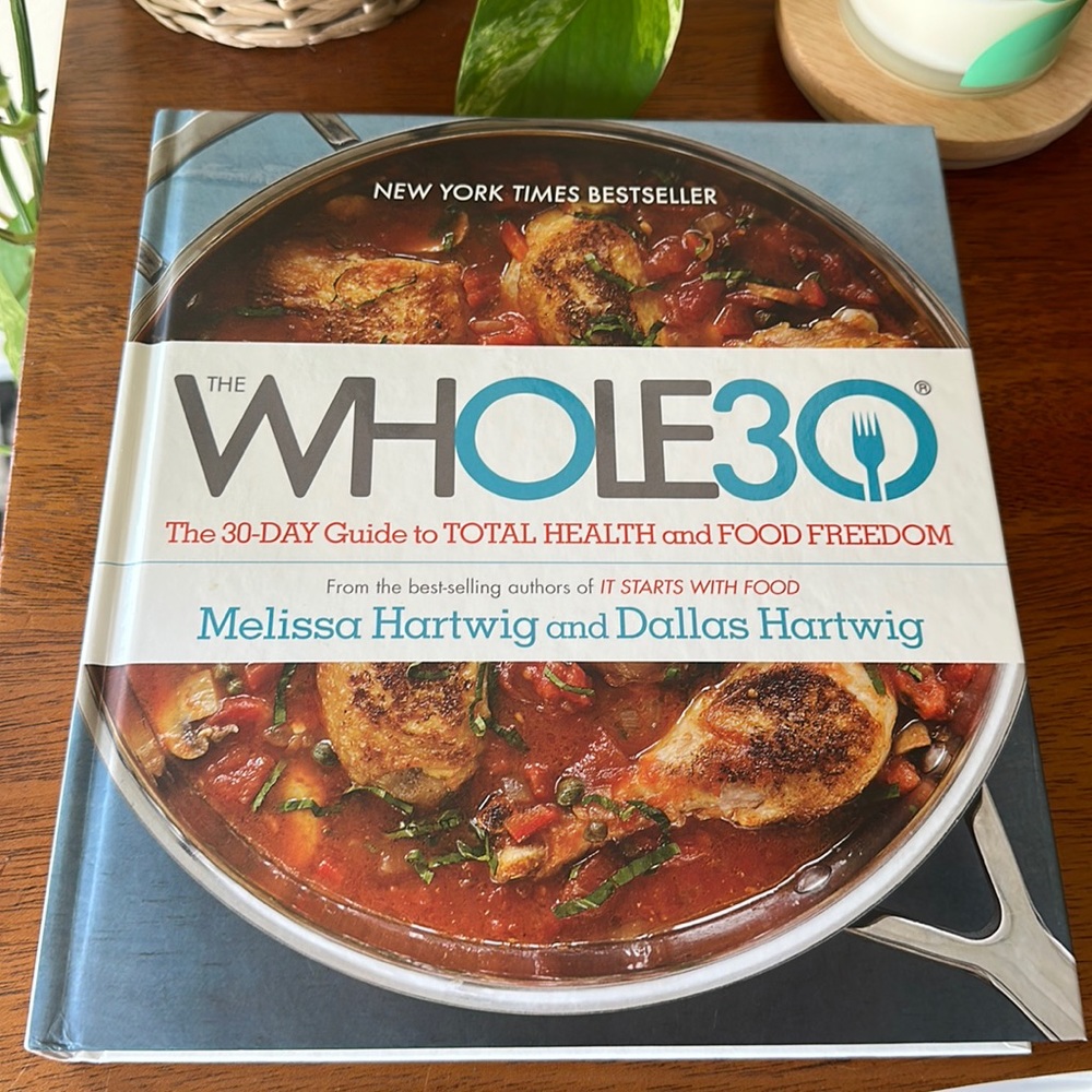 Whole30 cookbook, excellent used condition.